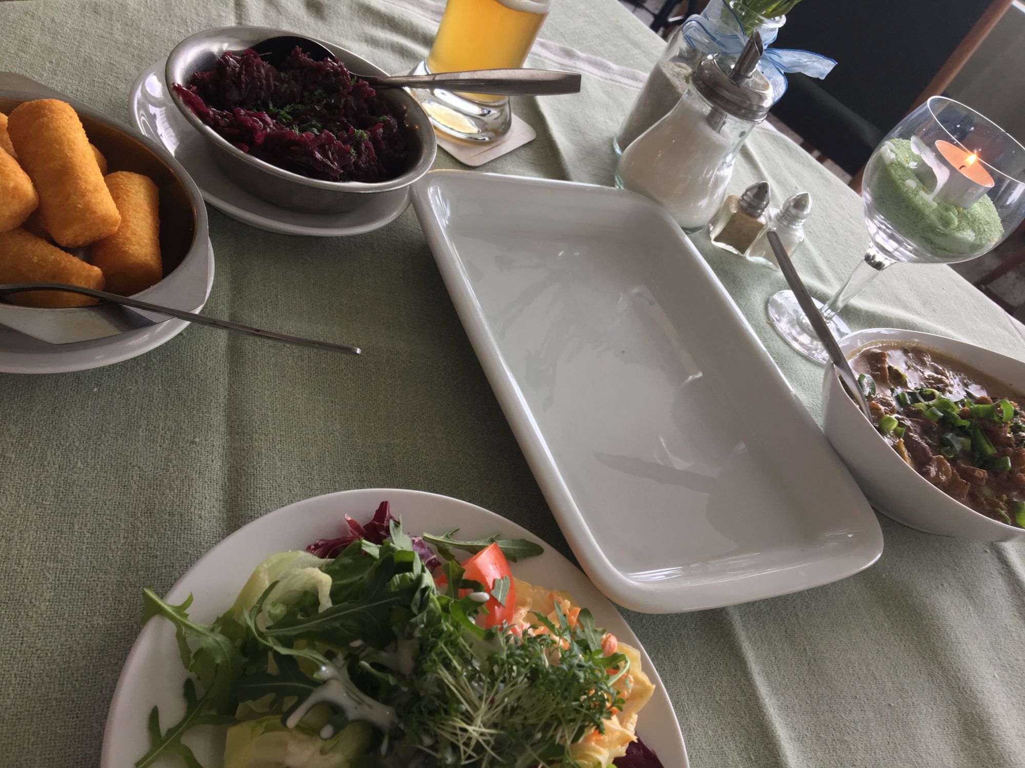 Noerdliches_Harzvorland_Reitlingstal_Elm_Mittagessen