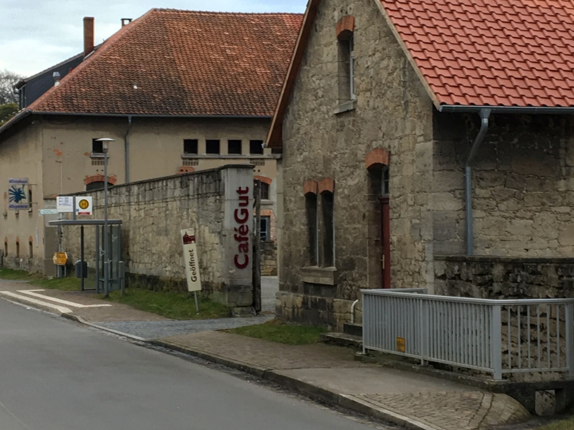 Noerdliches_Harzvorland_Rittergut_Lucklum_Gebaeude_aussen_2
