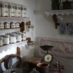 Heimatmuseum Hornburg: Haushaltsgegenstände aus der alten Zeit im Biedermeierhaus / Beate Ziehres