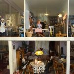Blick in einige Stuben des Puppenhauses im Heimatmuseum Hornburg / Beate Ziehres