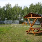 Nördliches Harzvorland: Rastplatz an der ehemaligen Grenze zur DDR. Ein Stück Zaun ist noch stehengeblieben. / Beate Ziehres