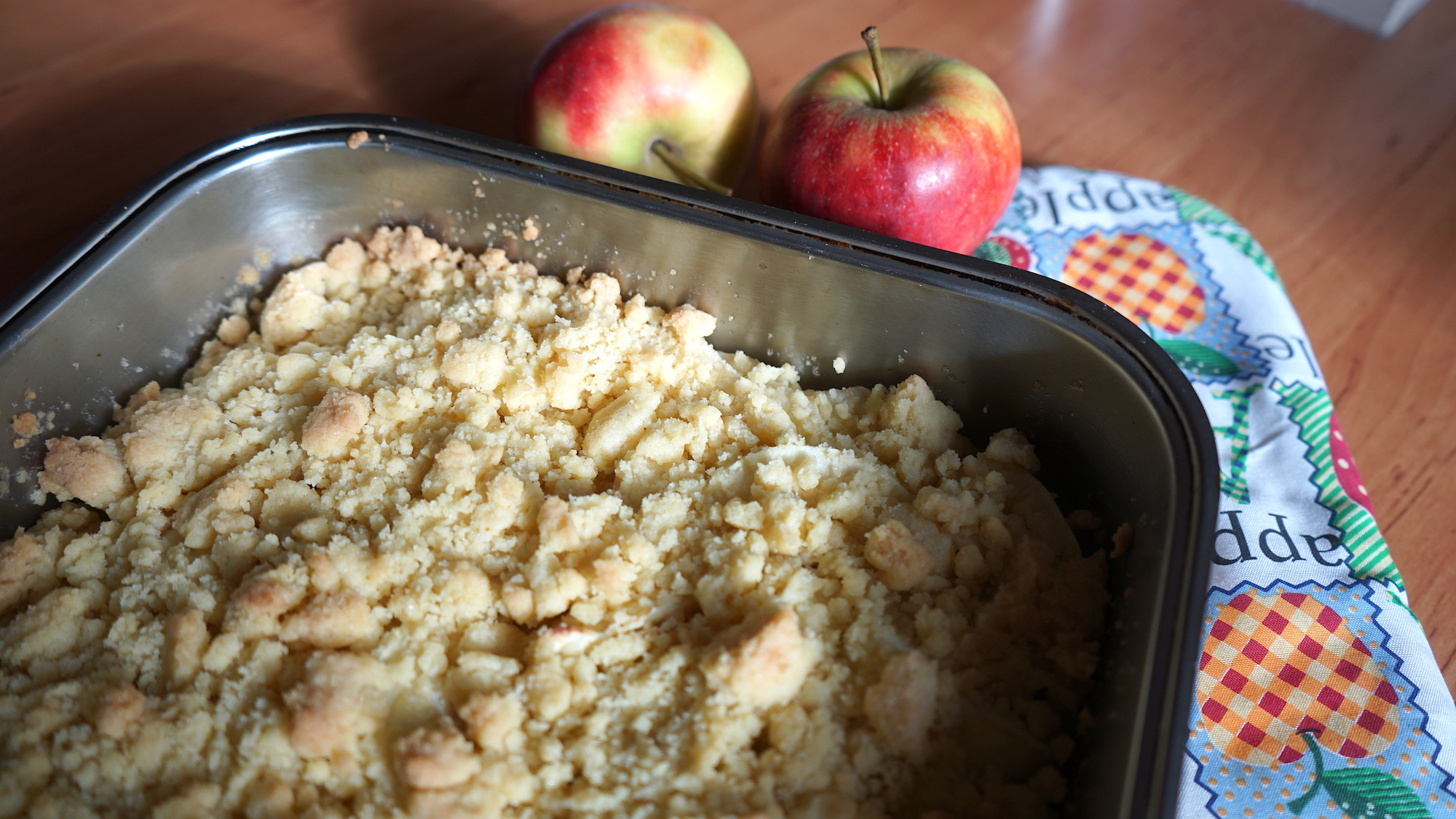 Nördliches Harzvorland: Apfel Crumble nach dem Rezept der Landfrauen / Beate Ziehres