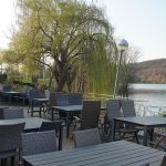 Nördliches Harzvorland, Terrasse des Rosarium am Vienenburger See. Foto: Beate Ziehres